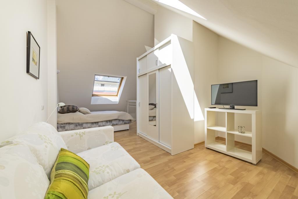 Maisonette Apartment Am Bahnhof - Adults Only Innsbruck Zewnętrze zdjęcie