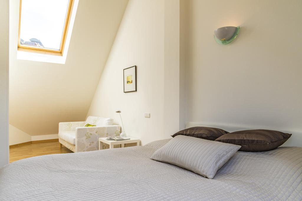 Maisonette Apartment Am Bahnhof - Adults Only Innsbruck Zewnętrze zdjęcie