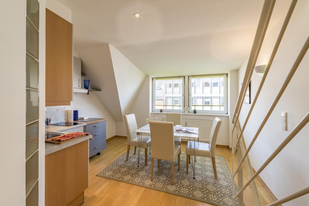 Maisonette Apartment Am Bahnhof - Adults Only Innsbruck Zewnętrze zdjęcie