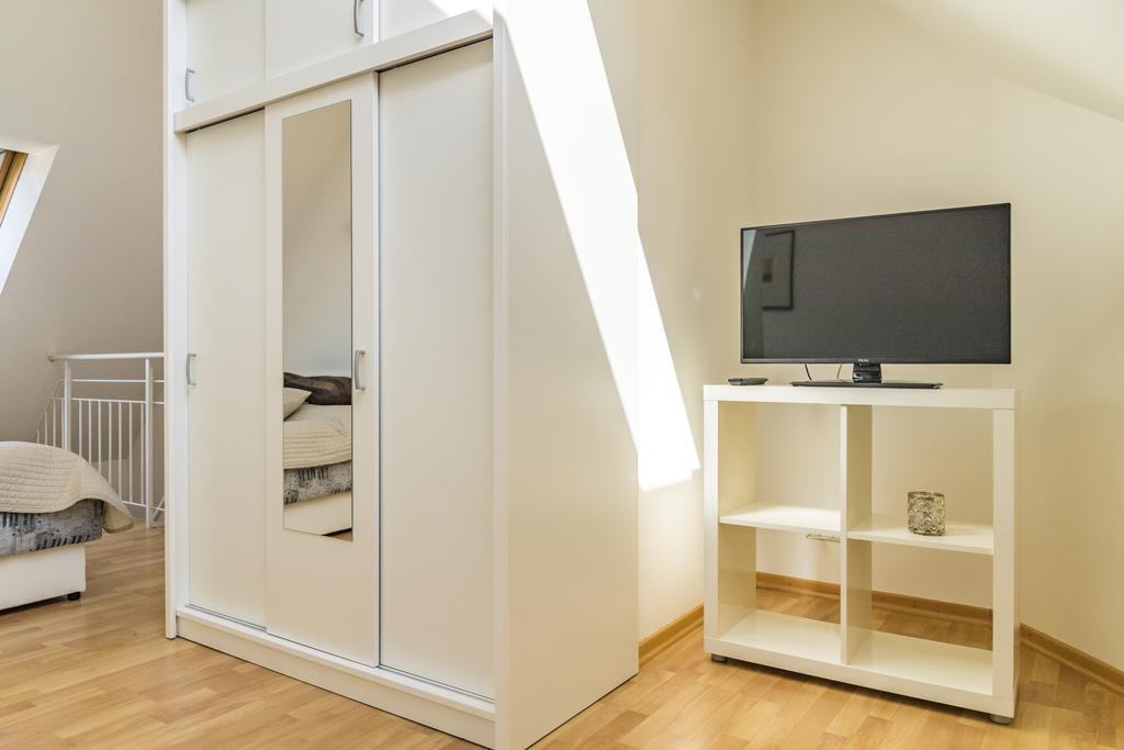 Maisonette Apartment Am Bahnhof - Adults Only Innsbruck Zewnętrze zdjęcie