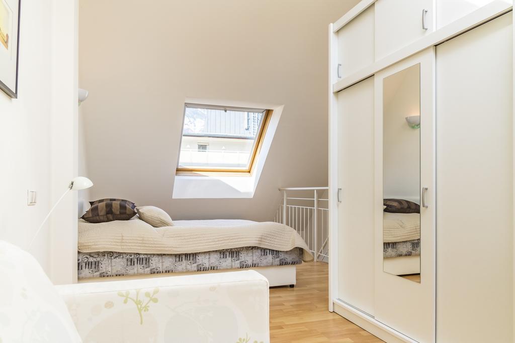 Maisonette Apartment Am Bahnhof - Adults Only Innsbruck Zewnętrze zdjęcie