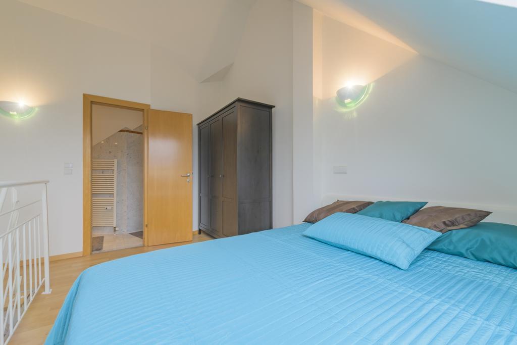 Maisonette Apartment Am Bahnhof - Adults Only Innsbruck Zewnętrze zdjęcie
