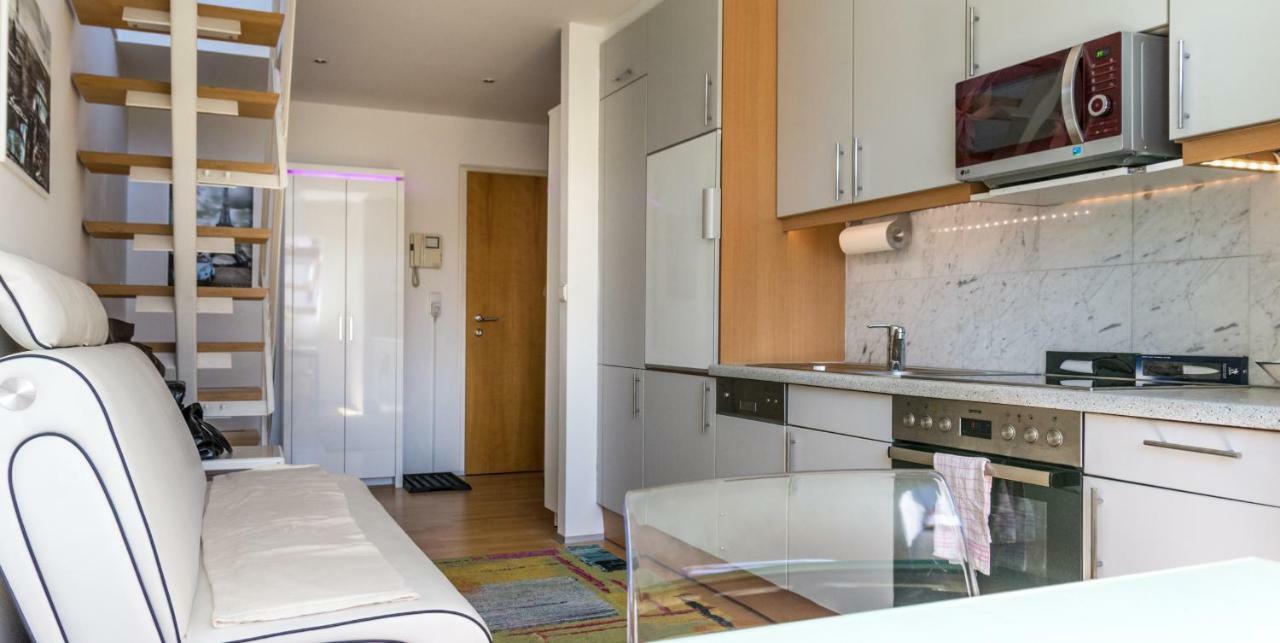 Maisonette Apartment Am Bahnhof - Adults Only Innsbruck Zewnętrze zdjęcie